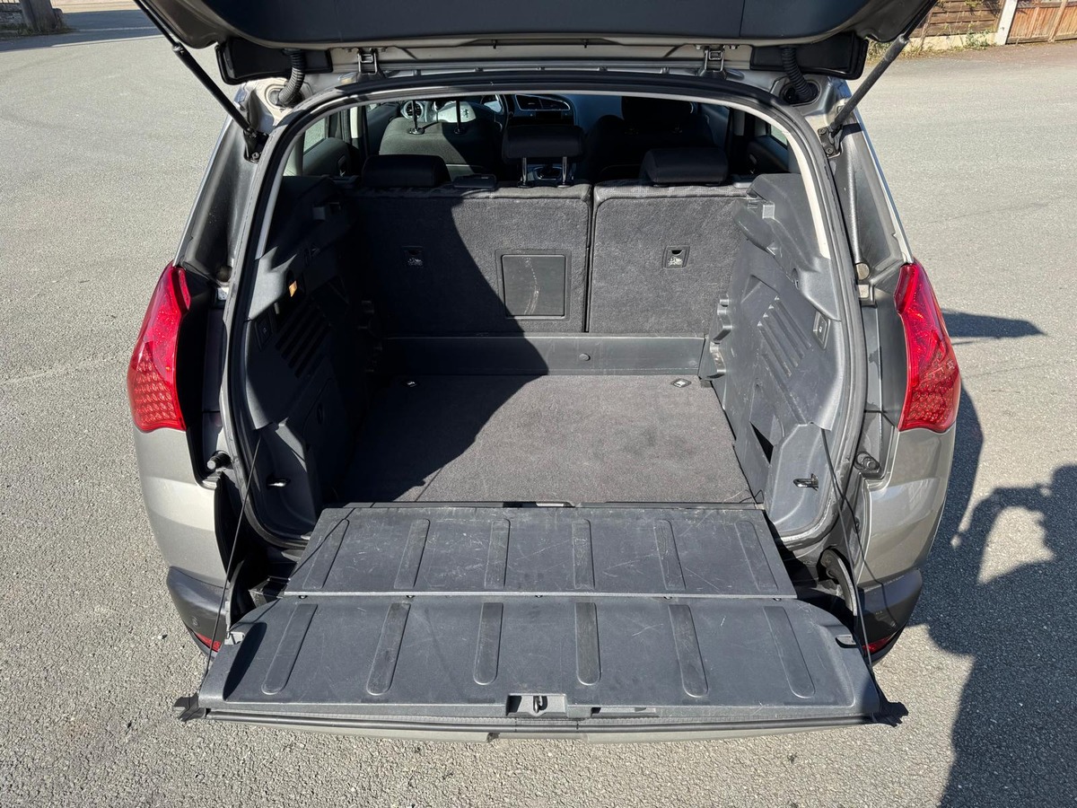 Peugeot 3008 1.6 HDI 110-PREMIUM-DISTRIBUTION OK-GARANTIE