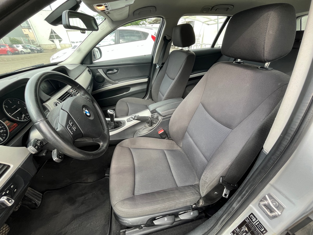 Bmw 320D XDRIVE 184ch, RADAR AVANT ARRIERE, SIEGES CHAUFFANT, REGULATEUR, LIMITEUR