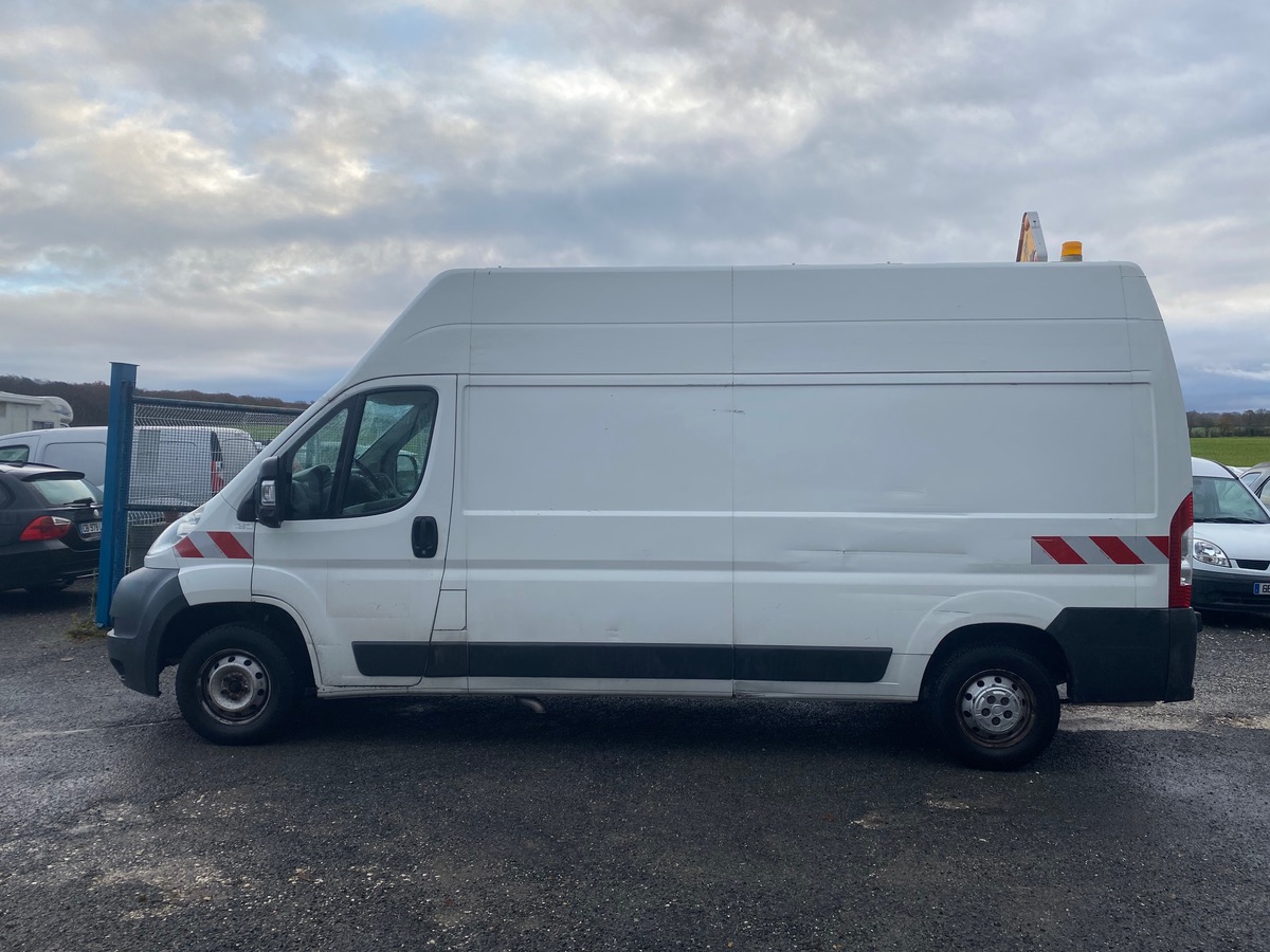 Fiat Ducato 2.2 mjtd 100cv 149003km 1ère main réviser et garantie 3 places 