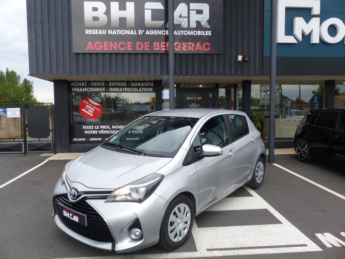 Image: Toyota Yaris HSD 100h Business 5p
