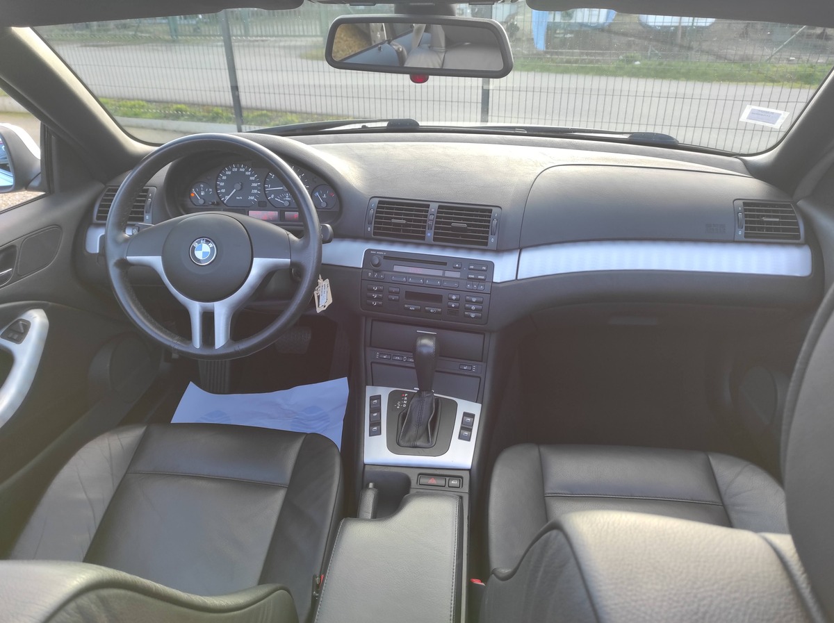 Bmw Série 3 Cabriolet 318Ci 143