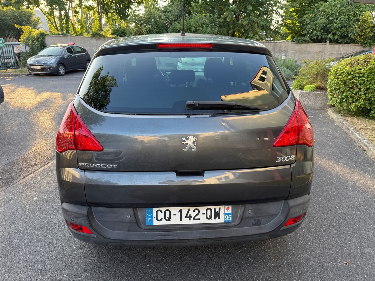 Peugeot 3008 1.6 HDI 115 CV active 1er main en 4XCBL