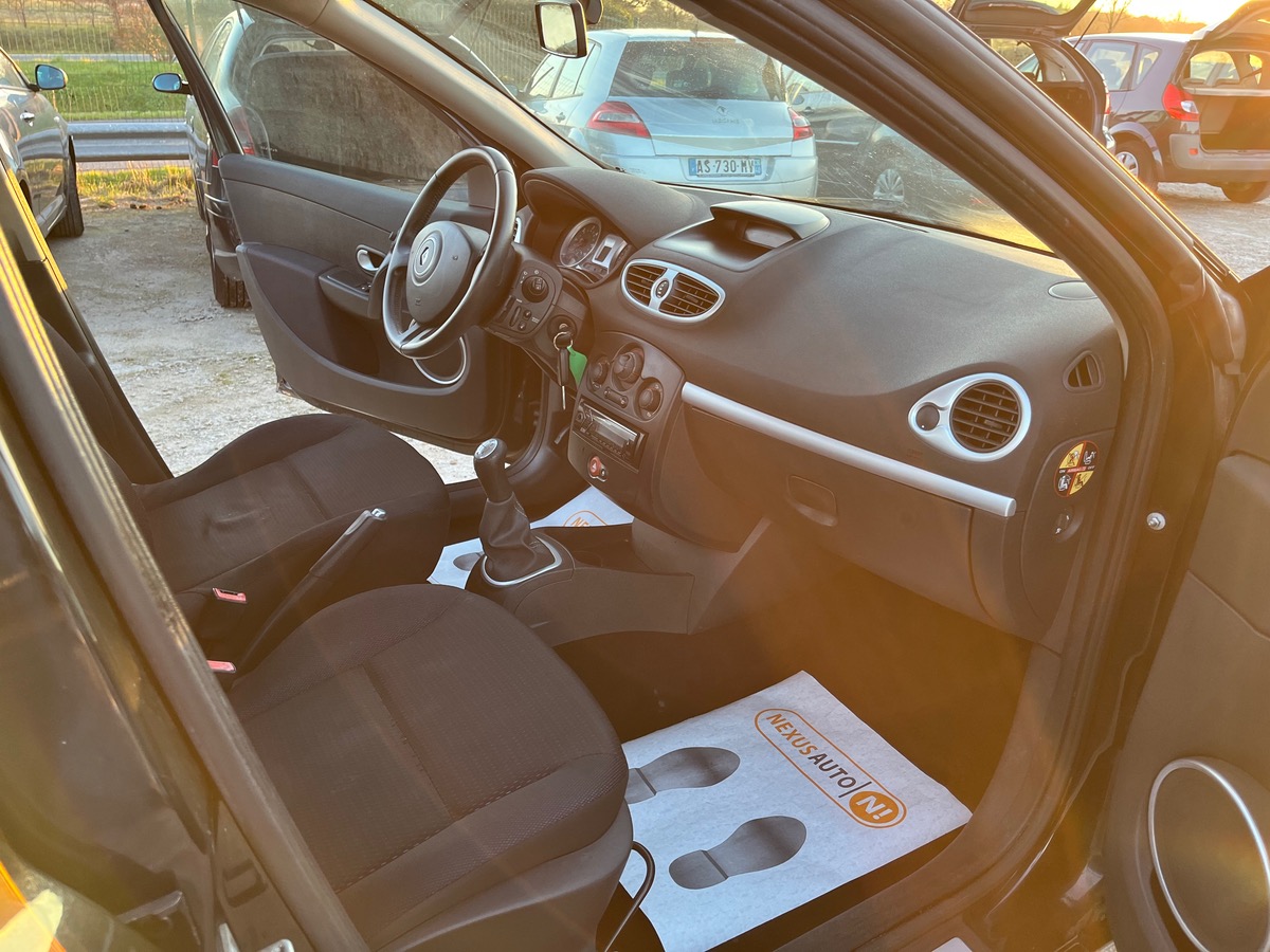 RENAULT Clio 1.5 dci