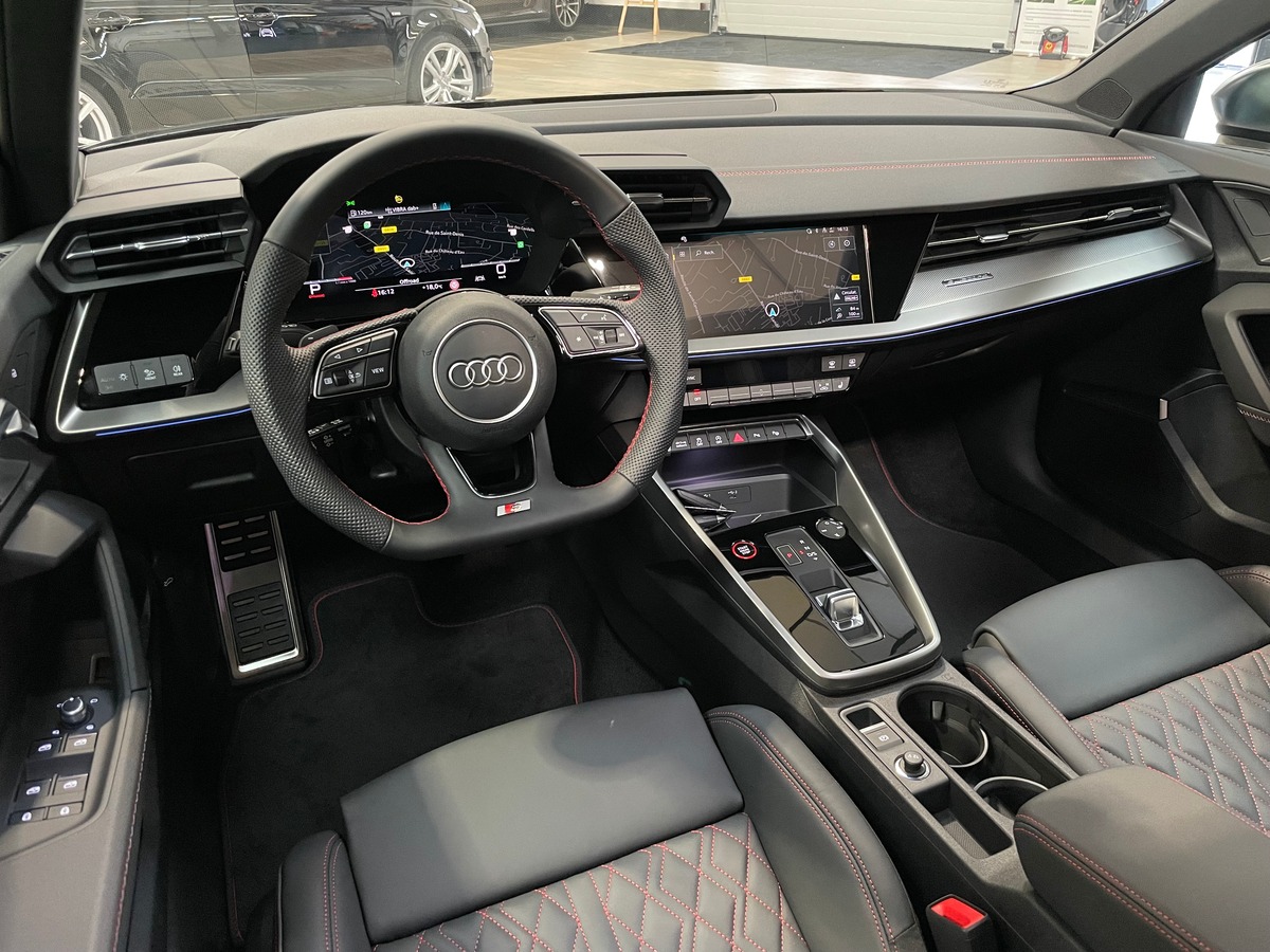 Audi S3 Sportback 2.0 TFSI 310 Quattro NEUVE j