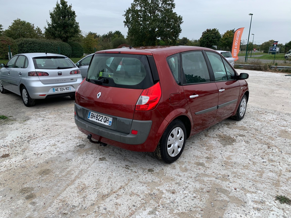 RENAULT Megane scenic 1.6i 16v 112ch 147743km