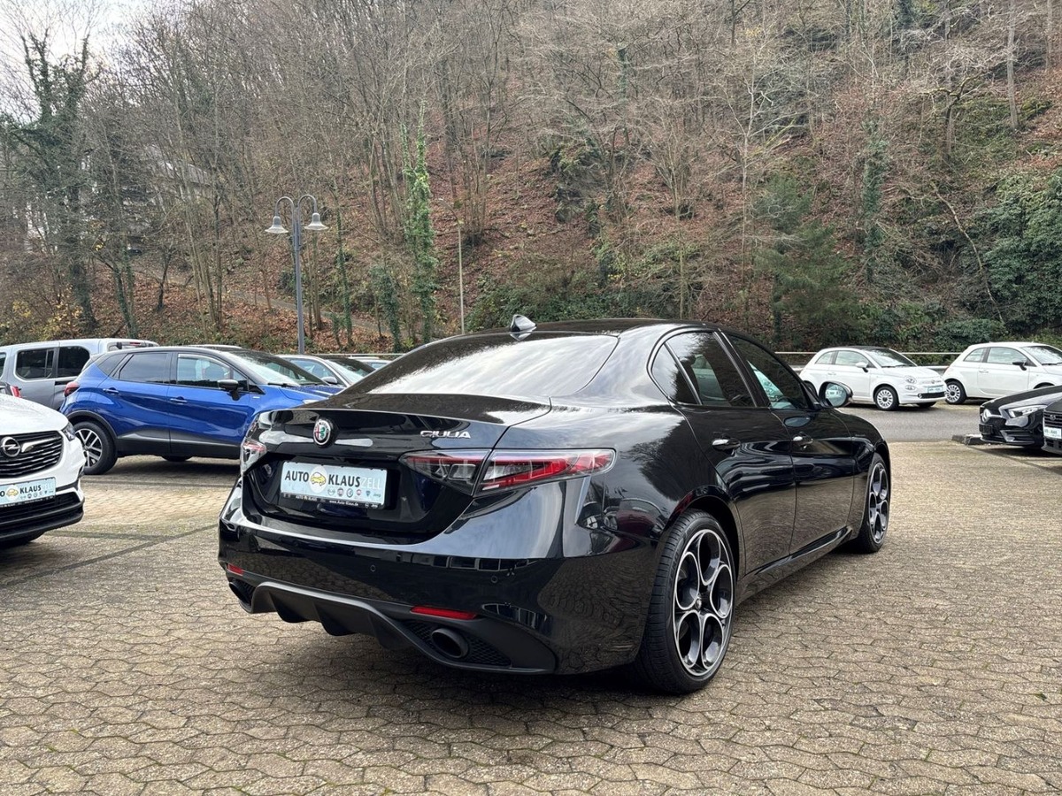 Alfa Romeo Giulia 2.0T 280ch Competizione Q4 AT8 Harman-Kardon Toit ouvrant