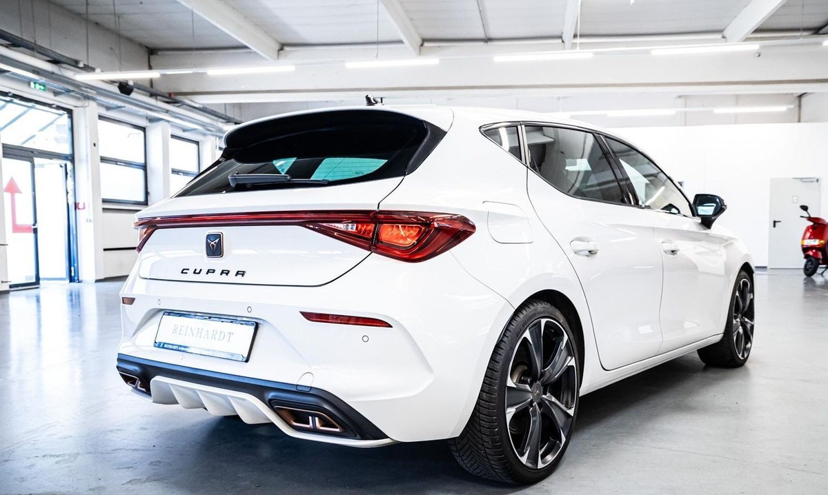 Cupra Leon 1.4 e-Hybrid 245ch Vz