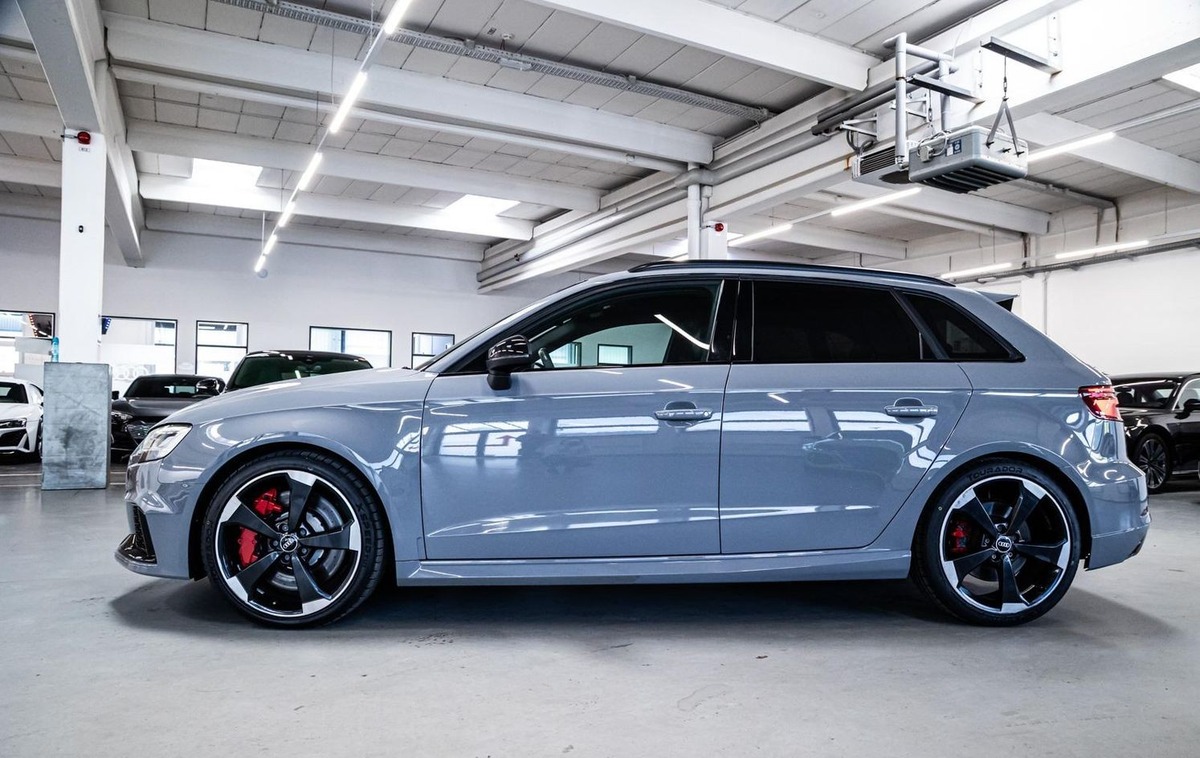 Audi RS3 Sportback 2.5 TFSI 400ch quattro S tronic 7 Gris Nardo Version moteur sans FAP