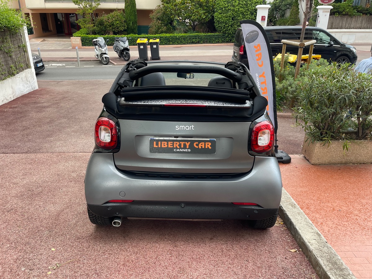 Smart FORTWO Cabriolet 90 CV / Prime/Caméra / Gps / Jantes Noires