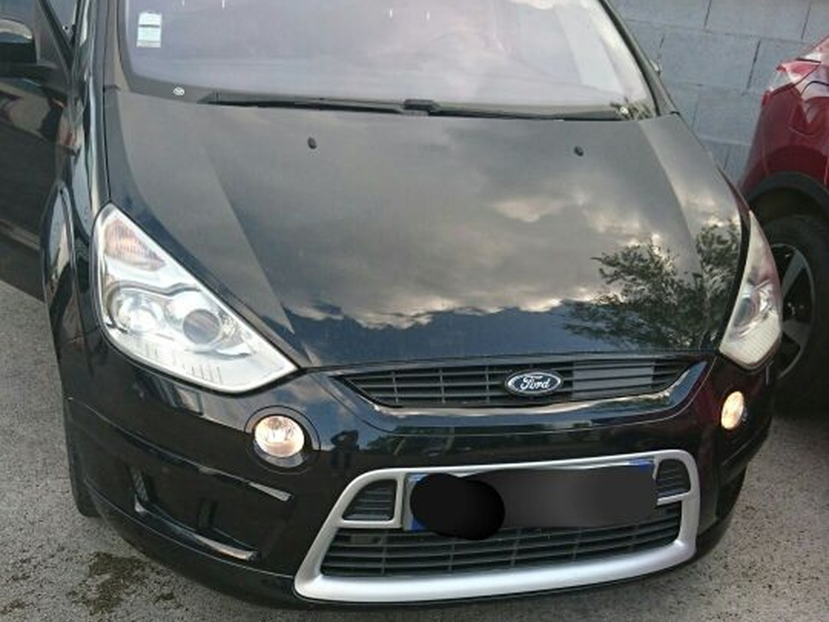 Ford S-max titanium