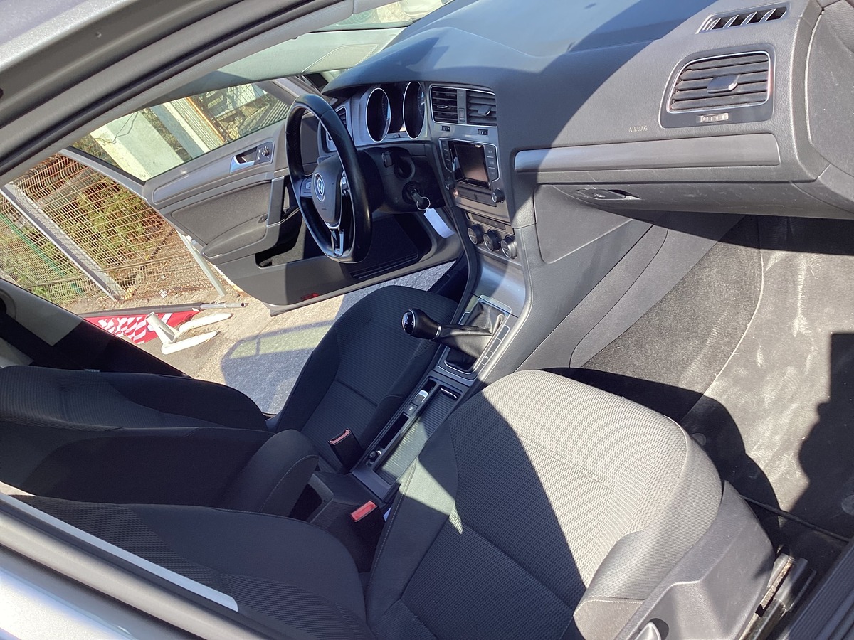 Volkswagen Golf VII 1.2 TSI Comfortline Blue Motion Tech