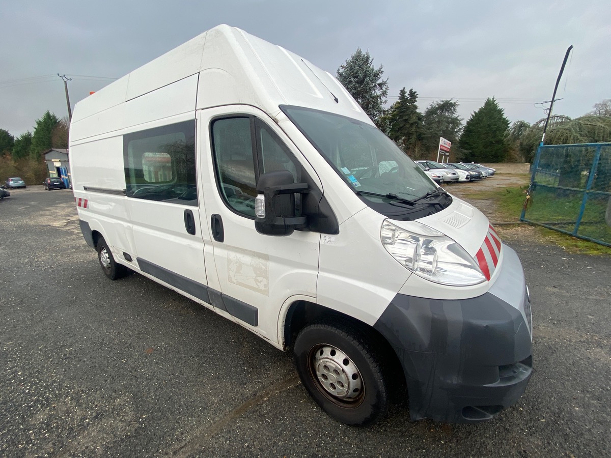 Fiat Ducato 2.2 mjtd 100cv 149003km 1ère main réviser et garantie 3 places 