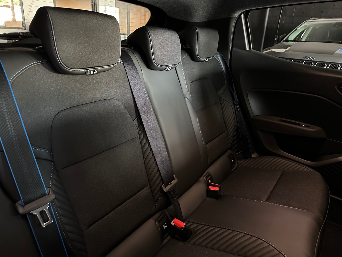 RENAULT Clio Phase 2 E-TECH ESPRIT ALPINE 1.6 i 16V GPF 145 Hybrid