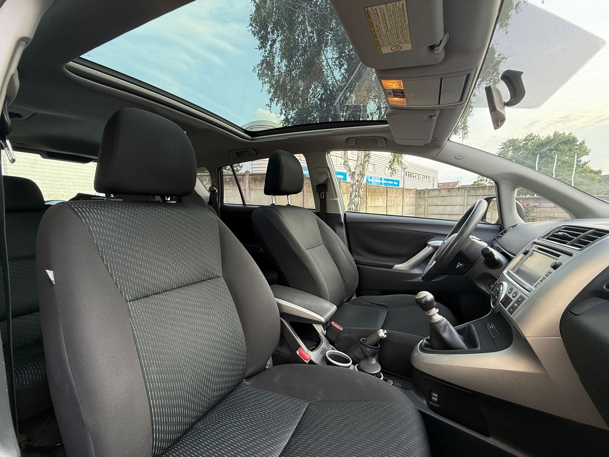 Toyota Verso 126 D-4D 7 place Business 4XCB
