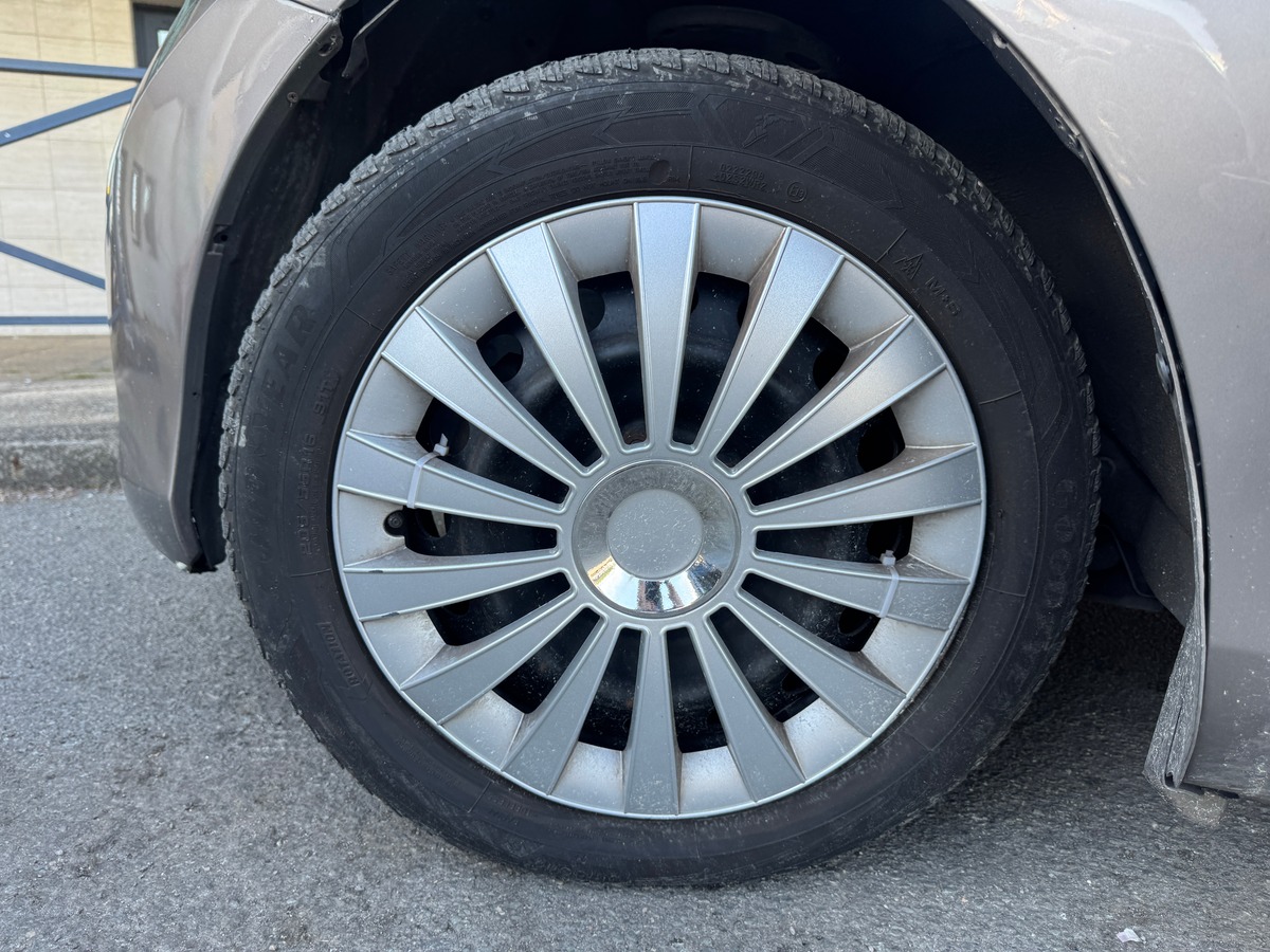 Toyota Auris Touring Sports Dynamic 1.8 VVT-i HSD Hybride 99 cv