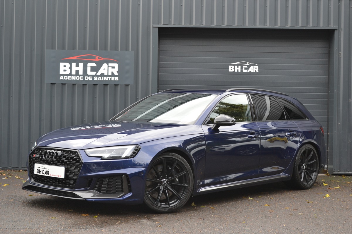 Image: Audi RS4 AVANT V6 2.9 TFSI 450CH B9 Tiptronic 8 CARBONE