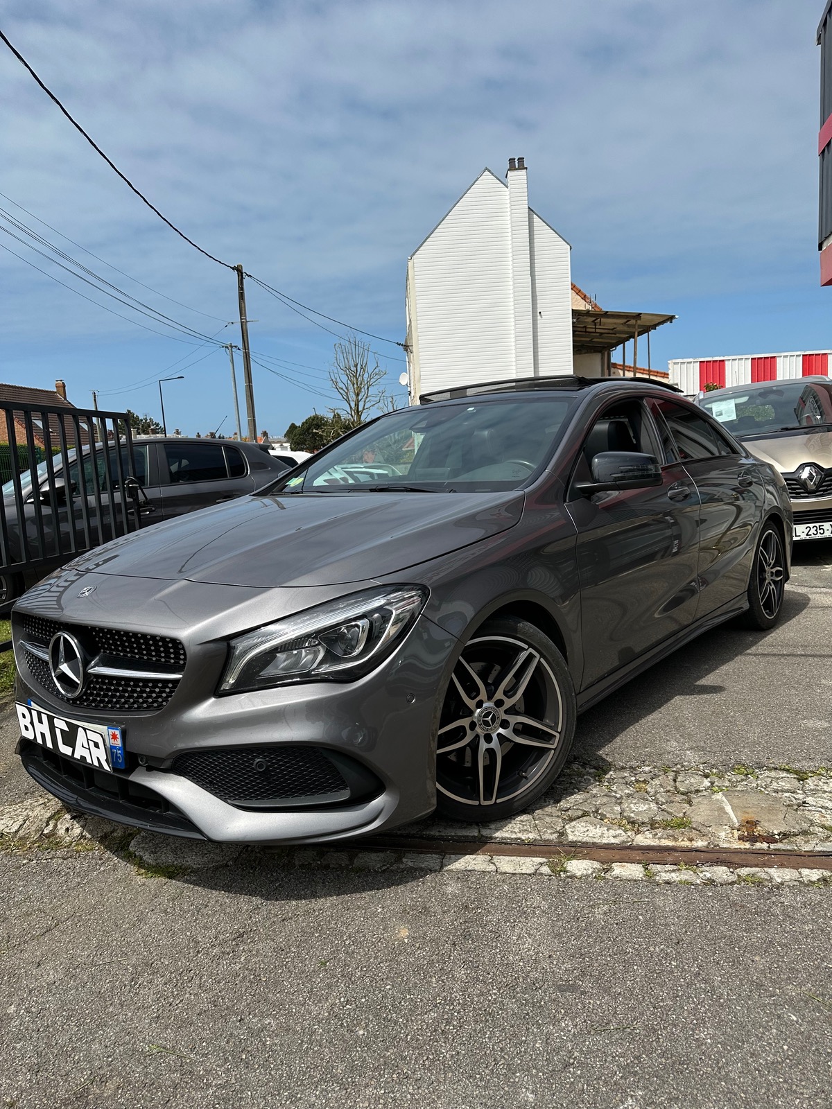 Image: Mercedes CLA 220 CDI FASCINATION AMG TOIT OUVRANT