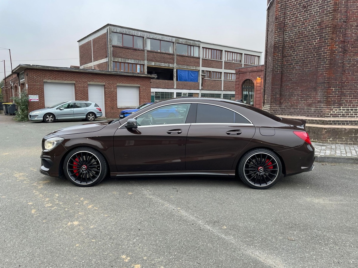 Mercedes-Benz CLA 45 AMG PACK PERFORMANCE / T.O 360CV