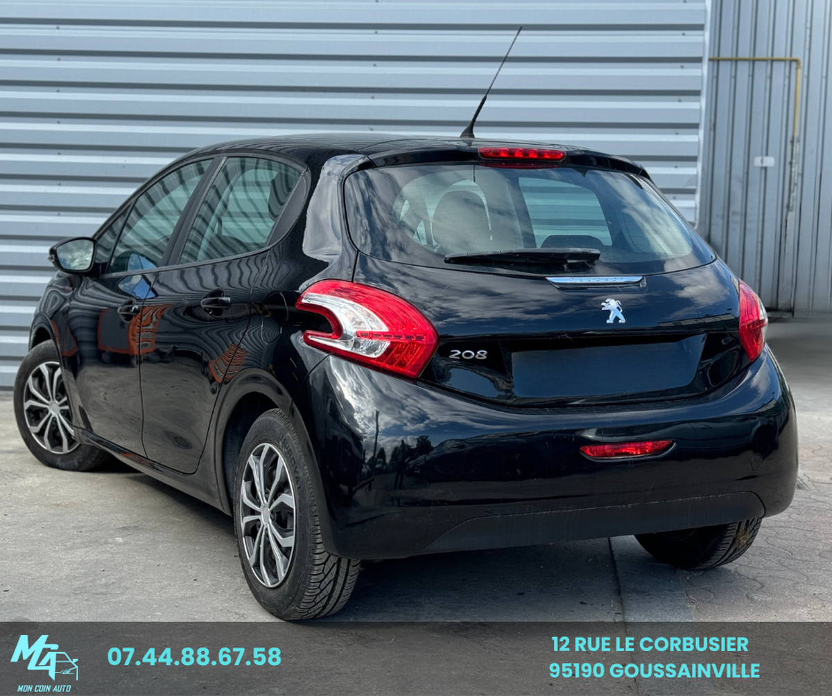 Peugeot 208 Allure 1.4 HDi 68 cv 5 Portes Ecran Multimedia