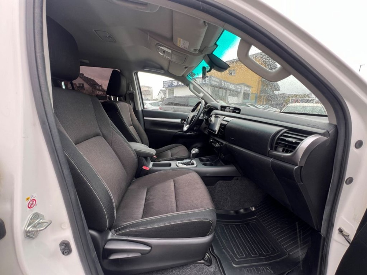 Toyota Hilux D4D 150ch Double Cabine Confort .