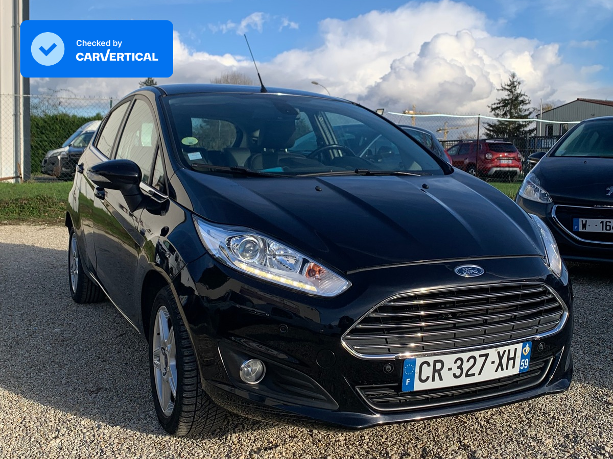 Ford Fiesta Finition Titanium / 1.5L TDCI / 75CH / siège chau