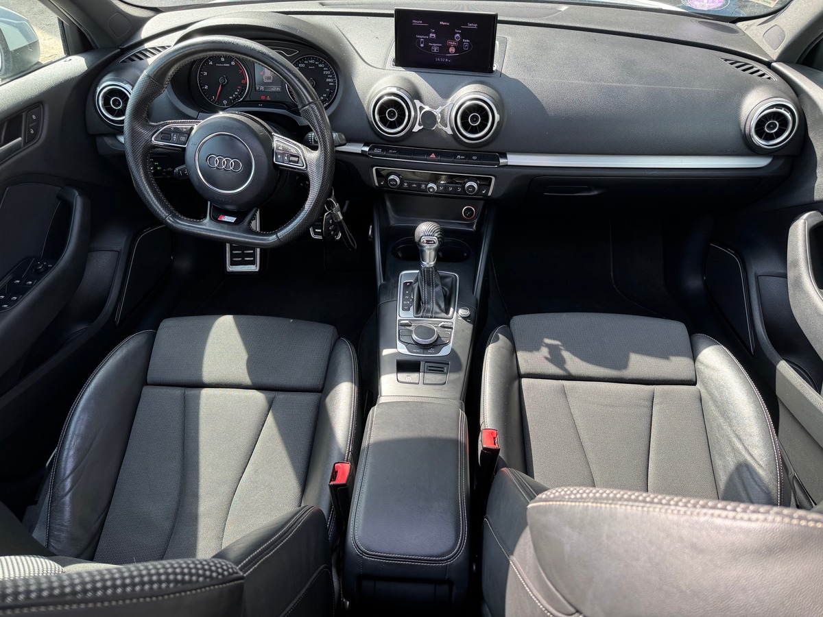Audi A3 Sportback Sline 8V 1.8 TFSi S-Tronic7 180 cv - Boîte auto - Toit Ouvrant