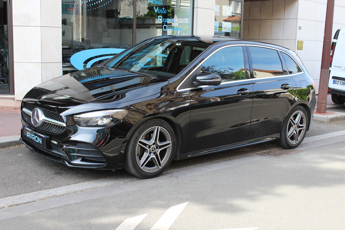 Mercedes Benz CLASSE B III 180 D AMG LINE 7G-DCT  (attelage)