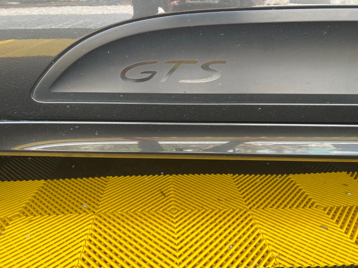 Porsche Macan GTS 3.0 série  FULL CARBONE ct ok 