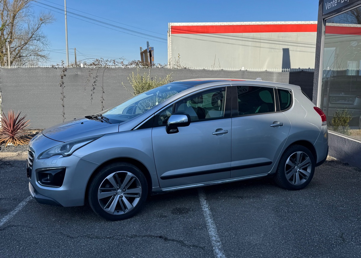Peugeot 3008 (2) 2.0 BLUEHDI 150 S&S ALLURE