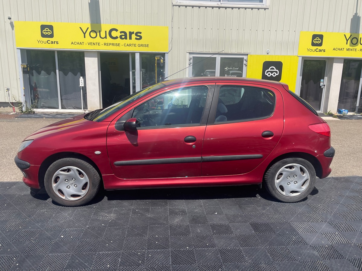 Peugeot 206 1.4 BOITE AUTOMATIQUE - CLIMATISATION - POSTE BLUETOOTH