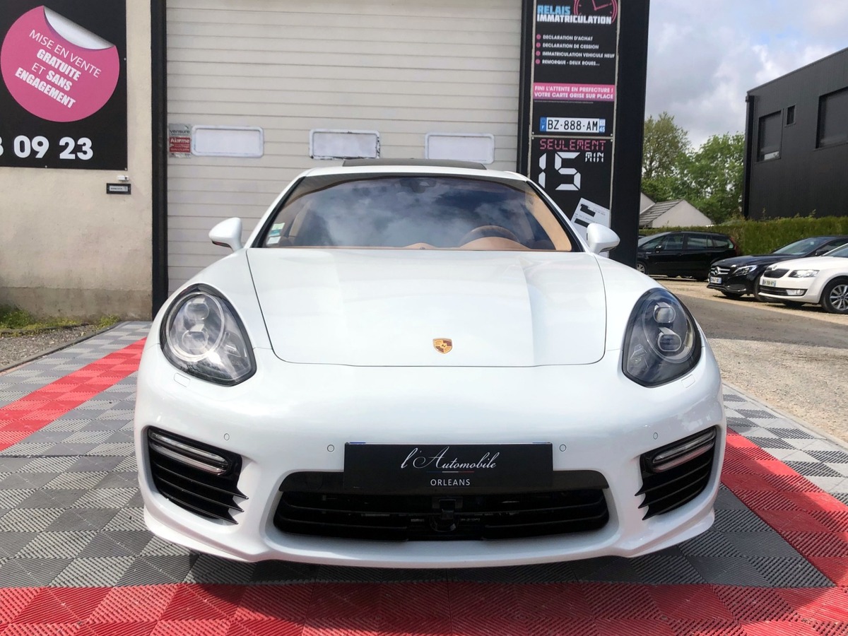 Porsche Panamera II (970) GTS 4.8 V8 440 PDK