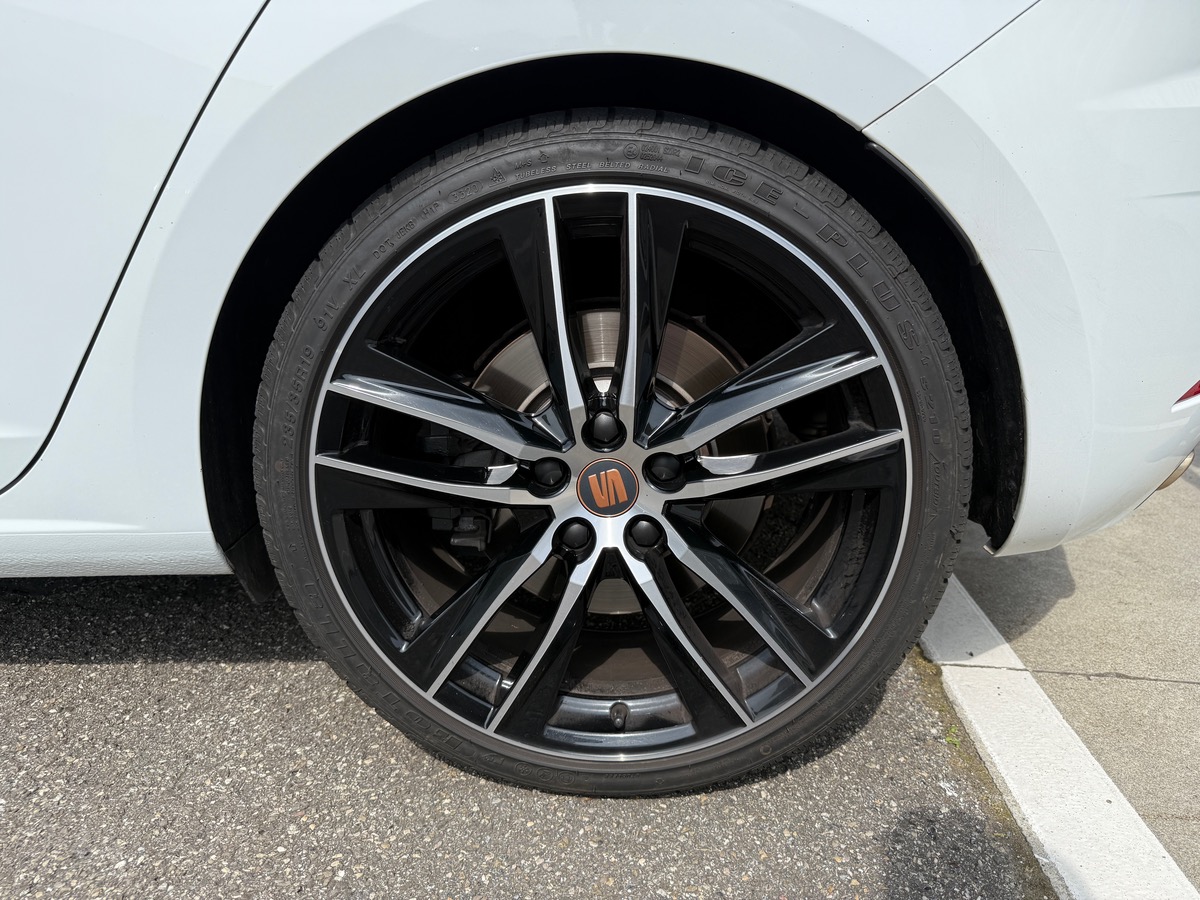 Seat Leon III Phase 2 Cupra 2.0 TSI DSG6 290 cv,