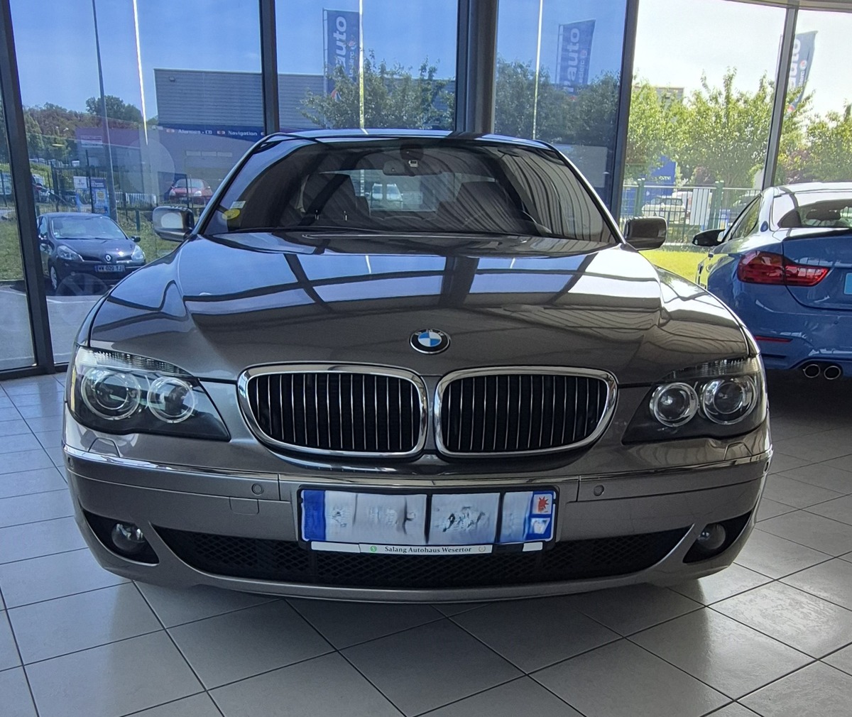 Bmw Série 7 740i 303CV