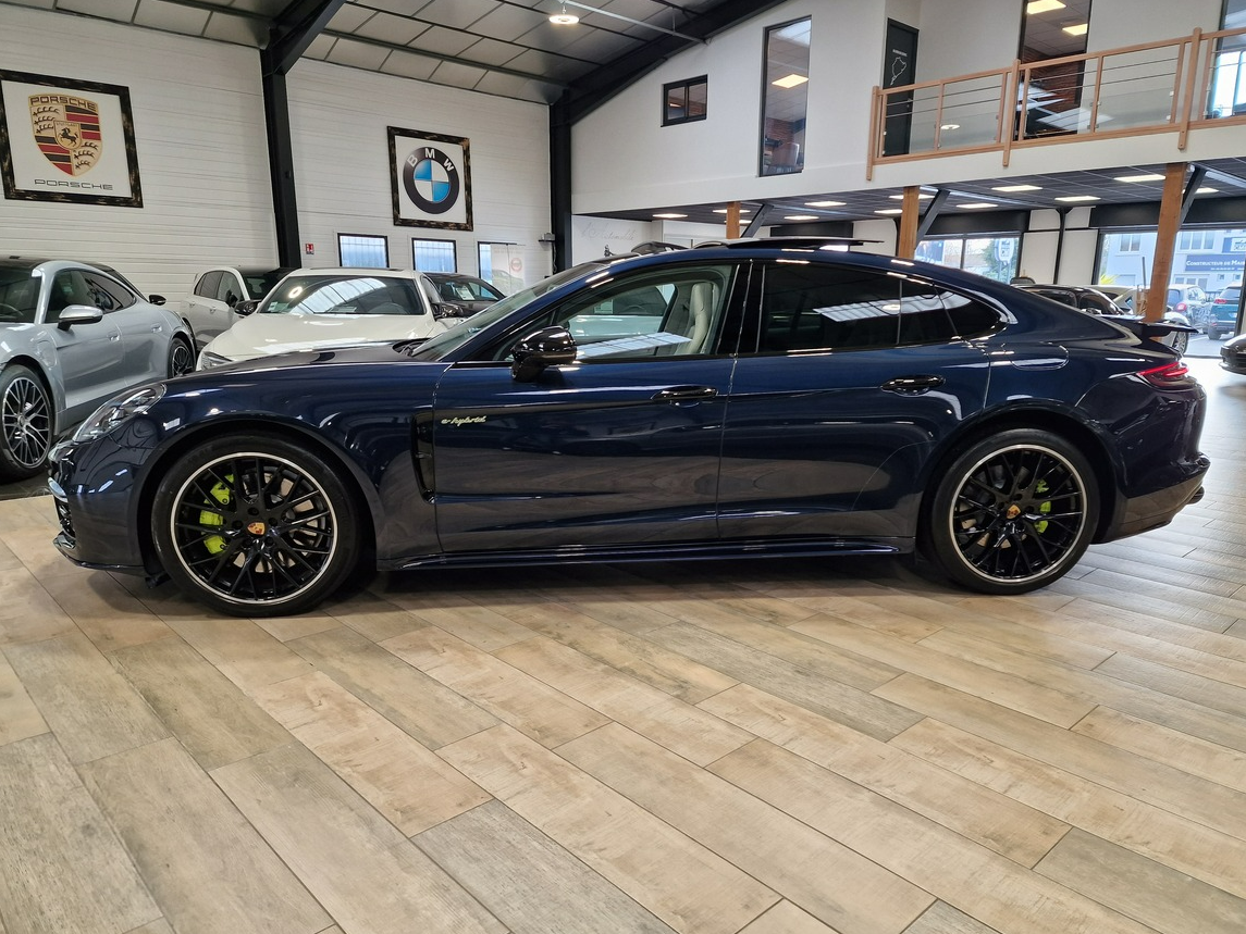 Porsche PANAMERA 4 E-HYBRID 462 OPTIONS++ D