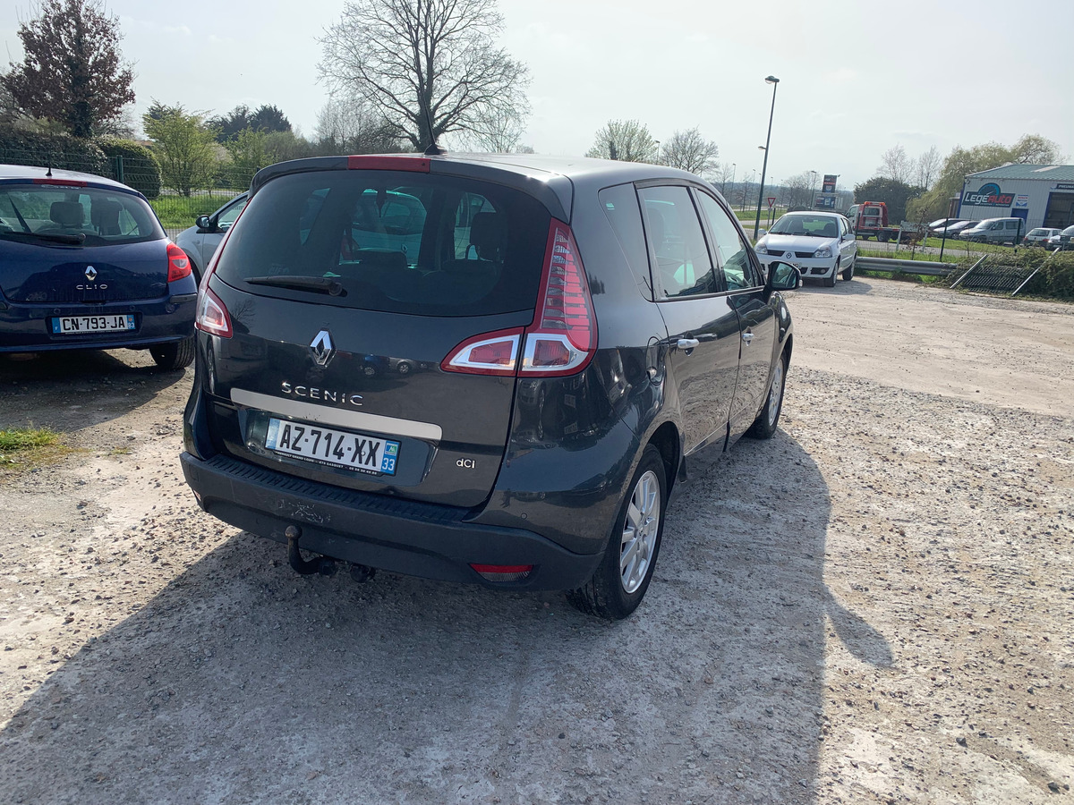 RENAULT Scenic 1.9 dci - 130CH 205342KM