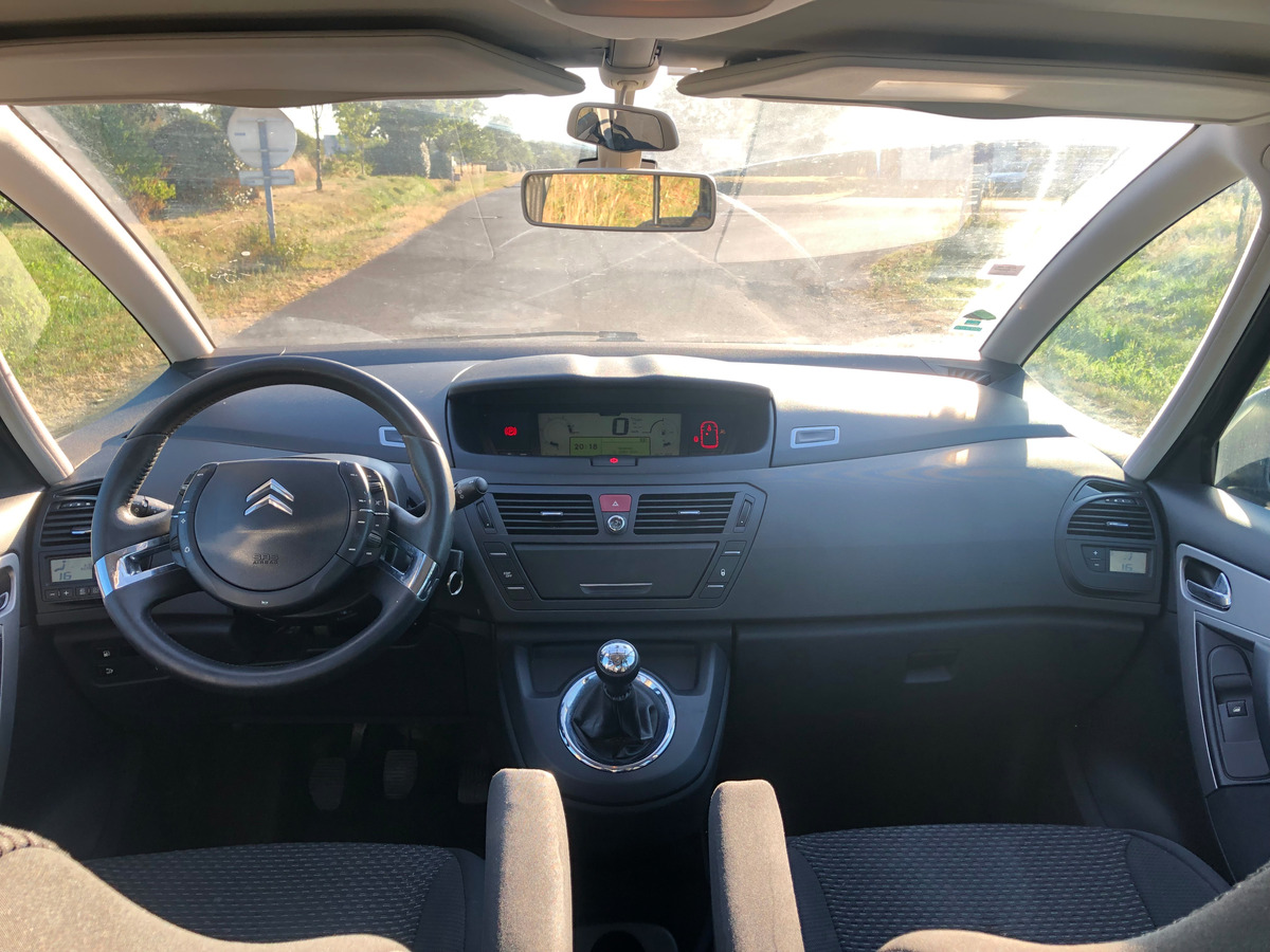 Citroën C4 Picasso 1.6 HDI 110 AIRDREAM 146954 KMS