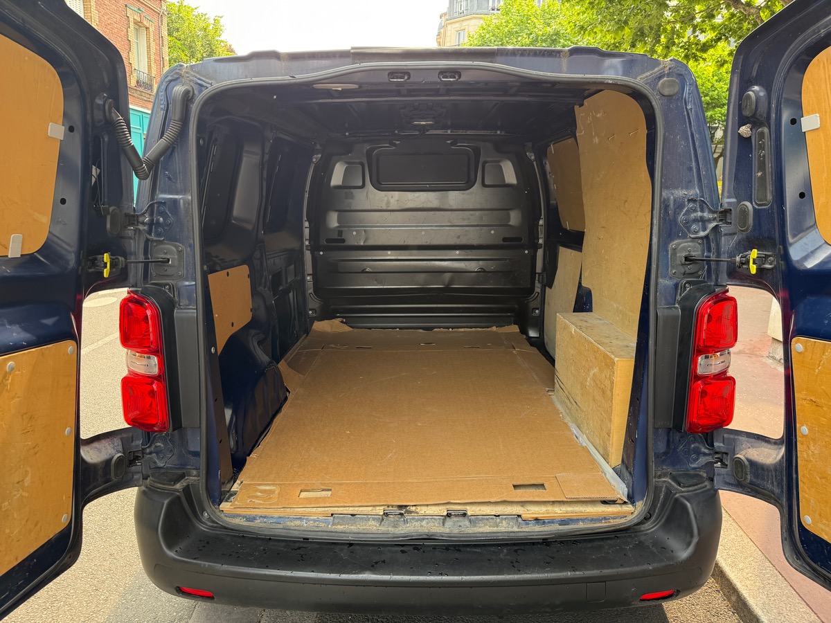 Peugeot Expert III 2.0 BLUEHDI 120 S&S STANDARD