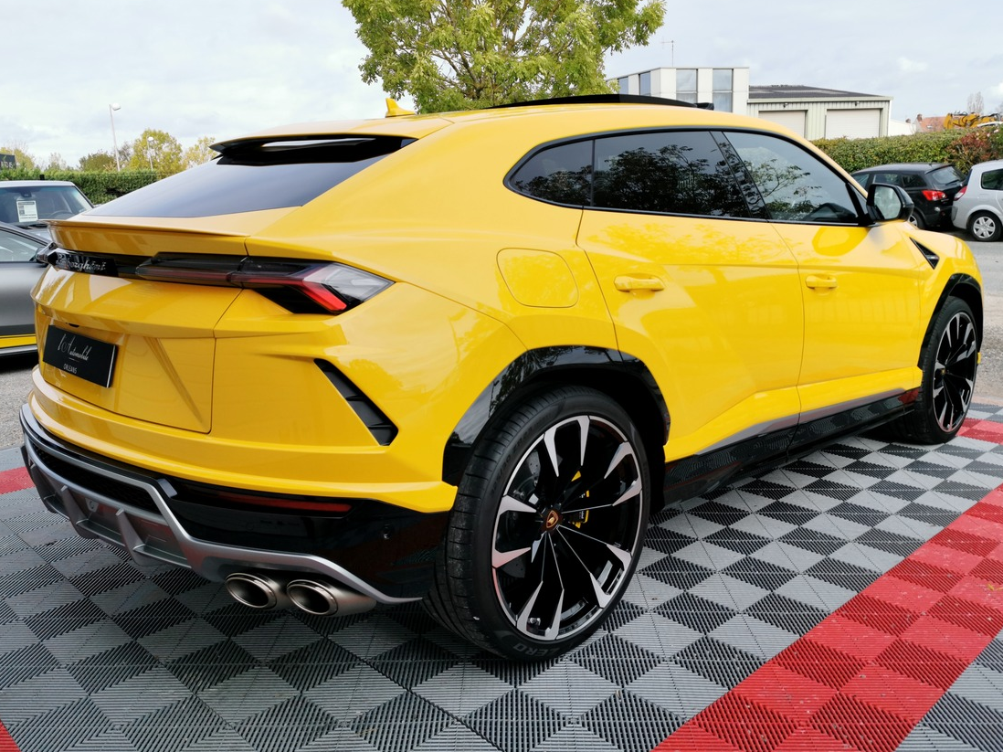 Lamborghini Urus 4.0 V8 650 23/AKRAPOVIC/B&O A