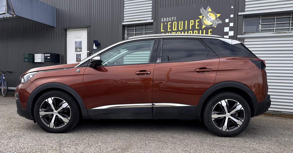 Peugeot 3008 II 1.2 PURETECH 130 S&S CROSSWAY EAT6