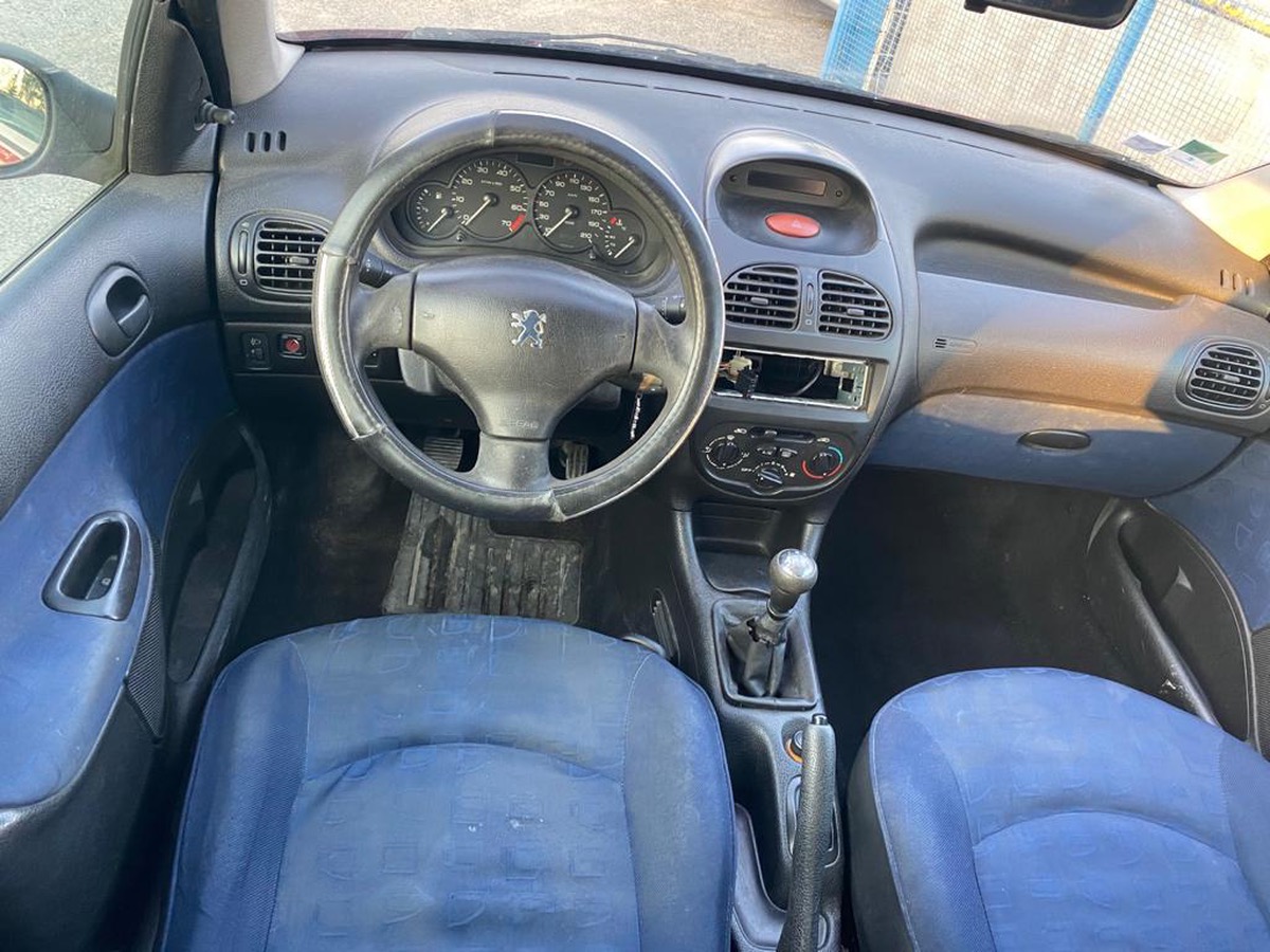 Peugeot 206 1.4i 75cv xt premium 152293km 5cv