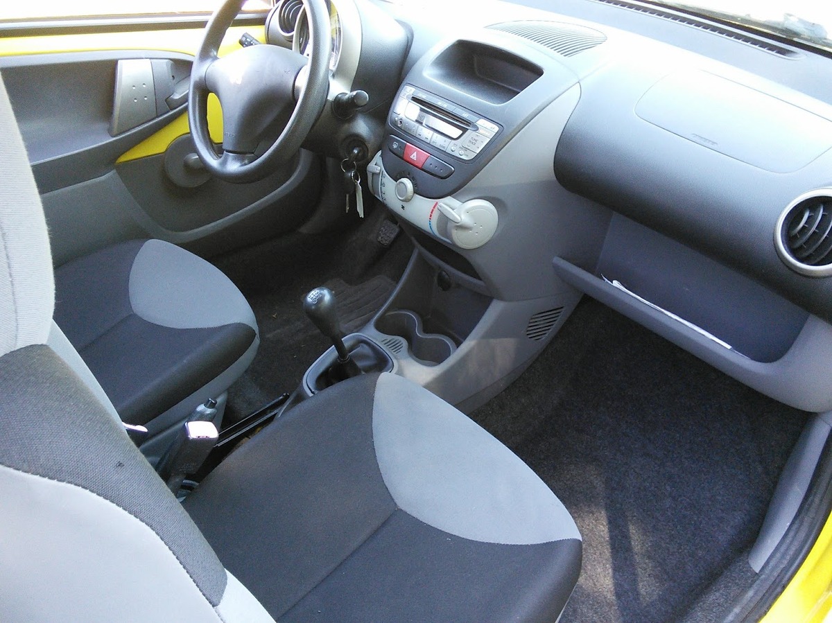 Peugeot 107 1.0 Urban 68 CV