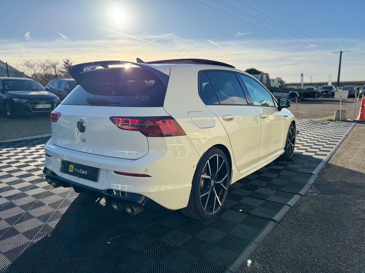 Volkswagen Golf 8r 2.0 320 cv tsi 4Motion R  DSG7  - TOIT OUVRANT - LIGNE AKRAPOVIC - ENTRETIEN VW