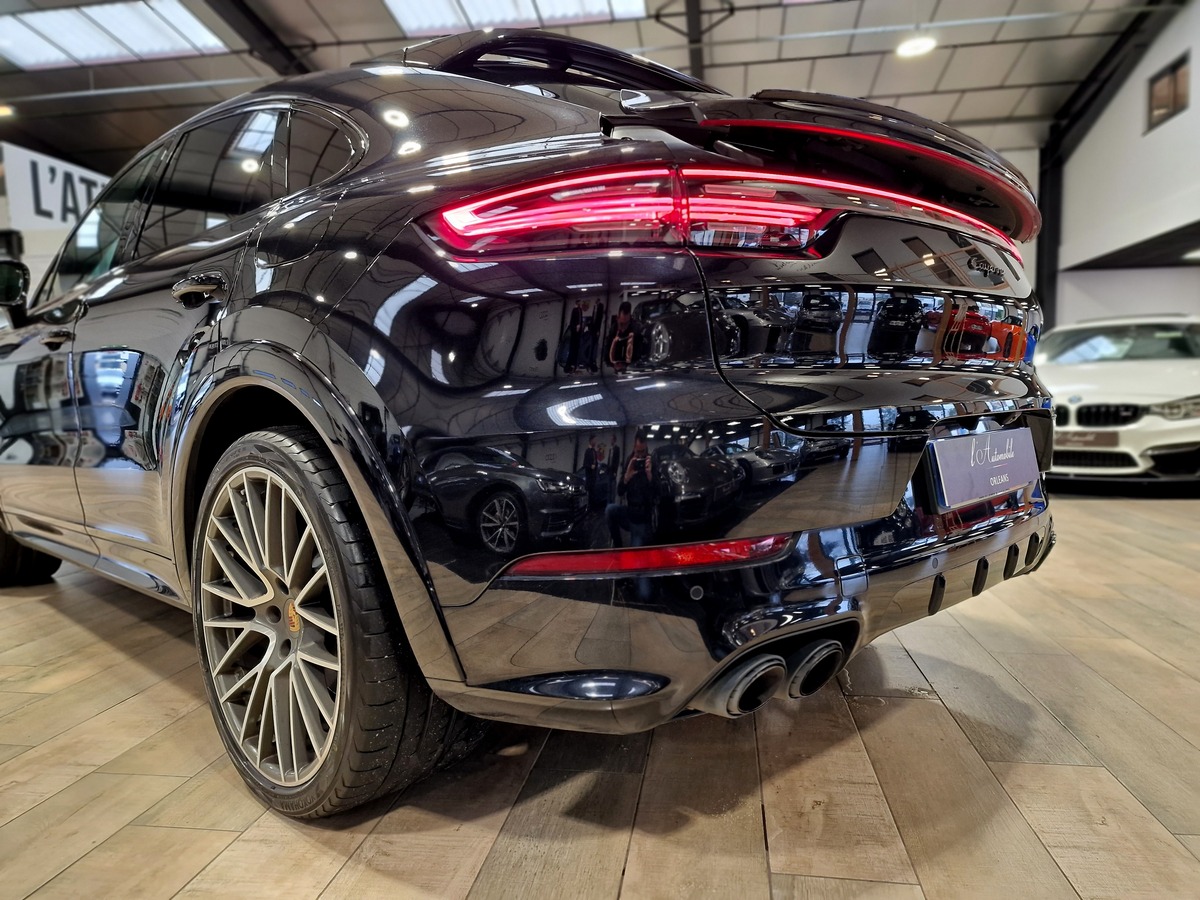 Porsche Cayenne Coupé III 3.0 V6 462 E-Hybrid b