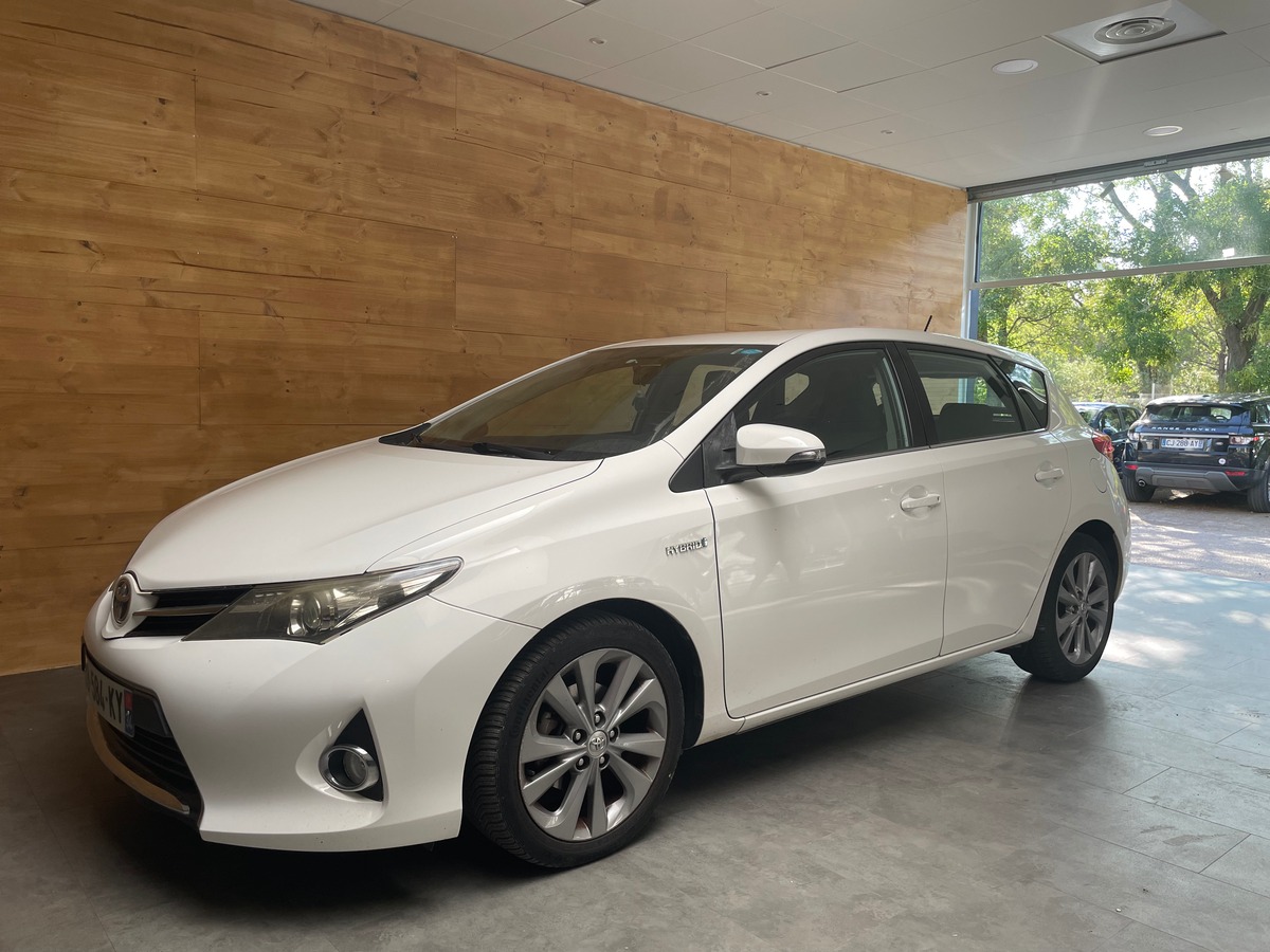 Toyota Auris 1.8 HSD 136H 100 FULL-HYBRID DYNAMIC BVA