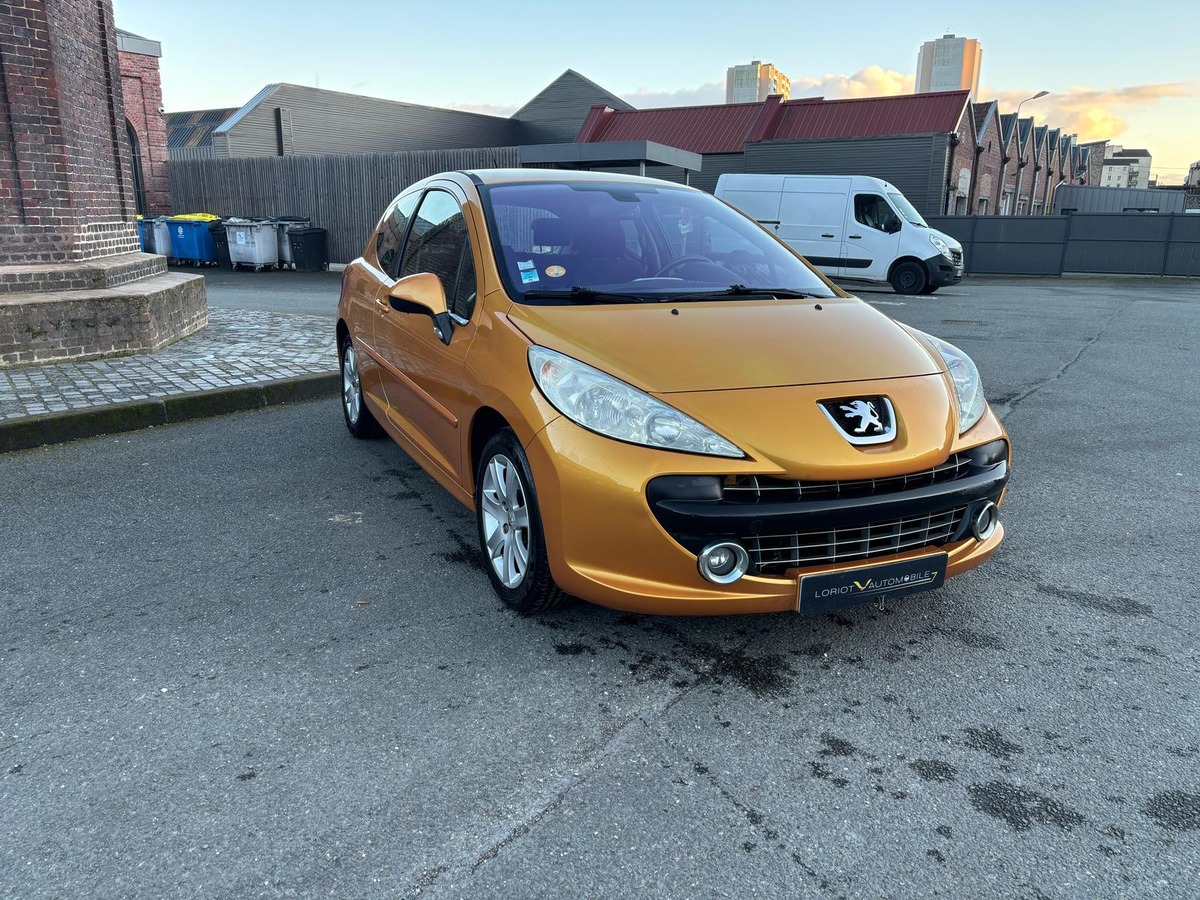 Peugeot 207 1.6 HDI 90 - PREMIUM - DISTRIBUTION NEUVE - REVISEE - GARANTIE