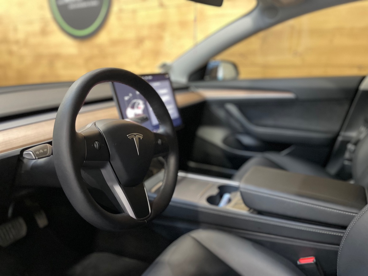 Tesla Model 3 ELECTRIC 285 60KWH STANDARD-PLUS PREMIUM