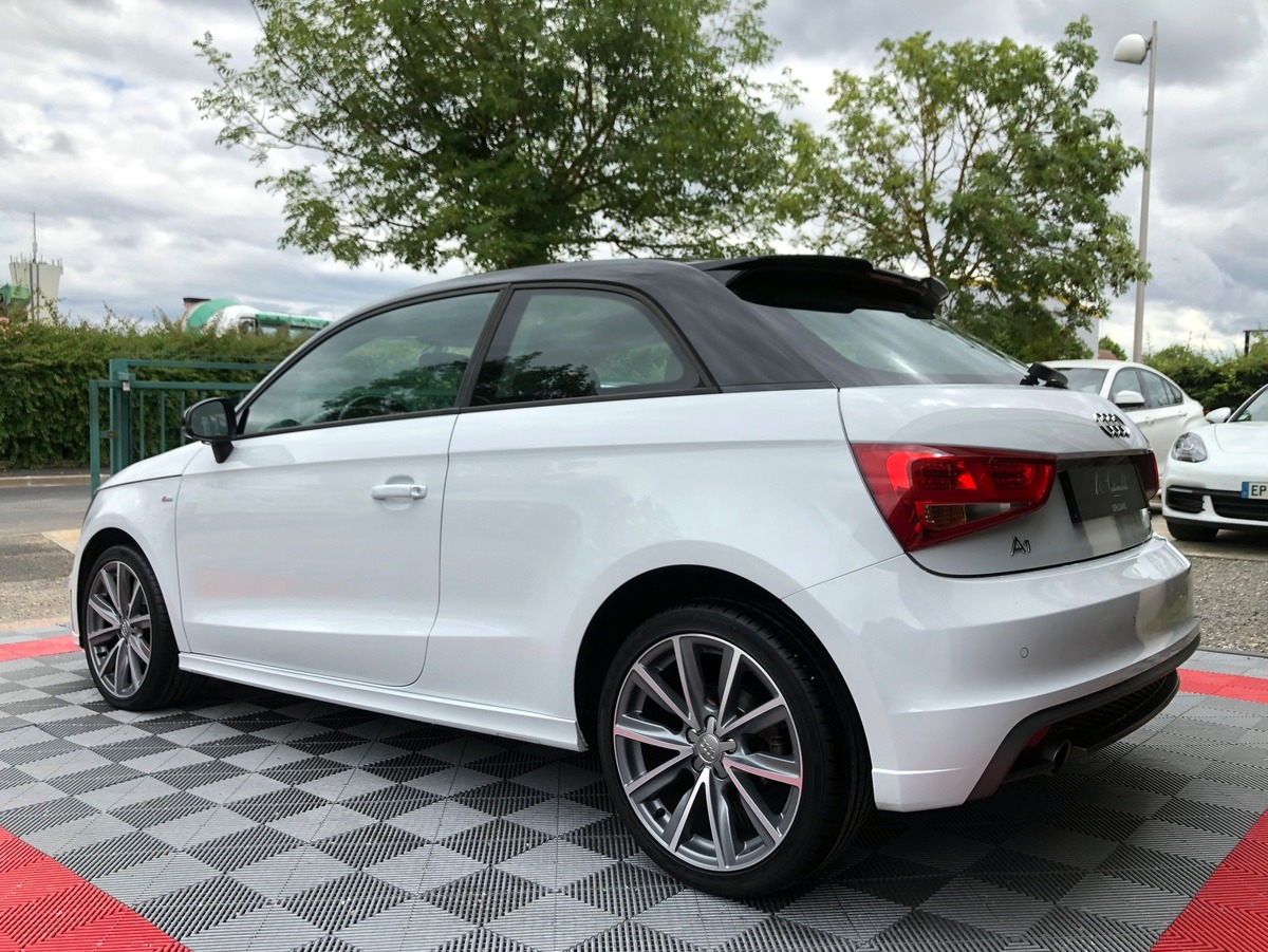 Audi A1 1.6 TDI 90 S-LINE S-TRONIC 7