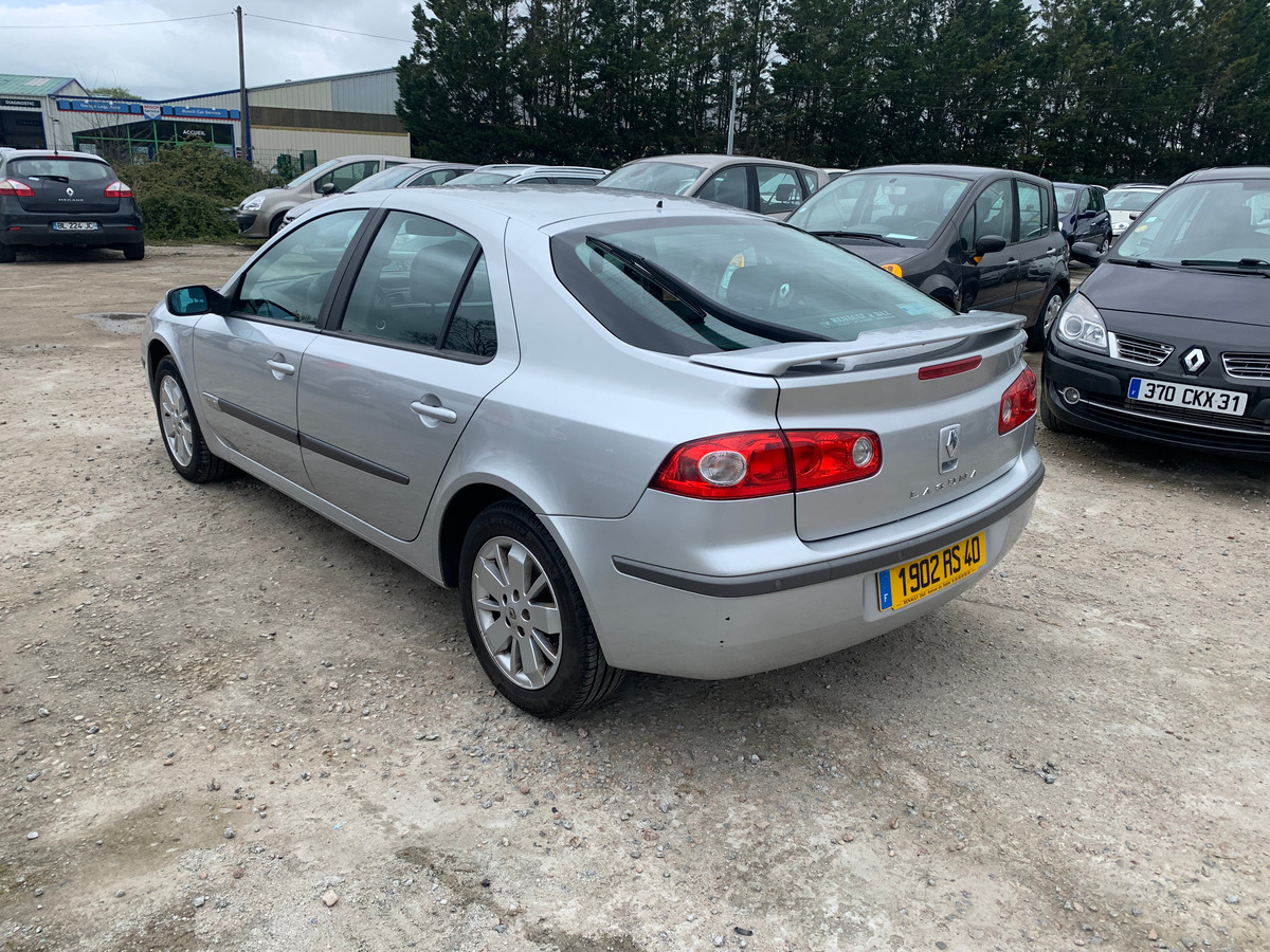 RENAULT Laguna 1.9 dci fap - 110ch 100070km