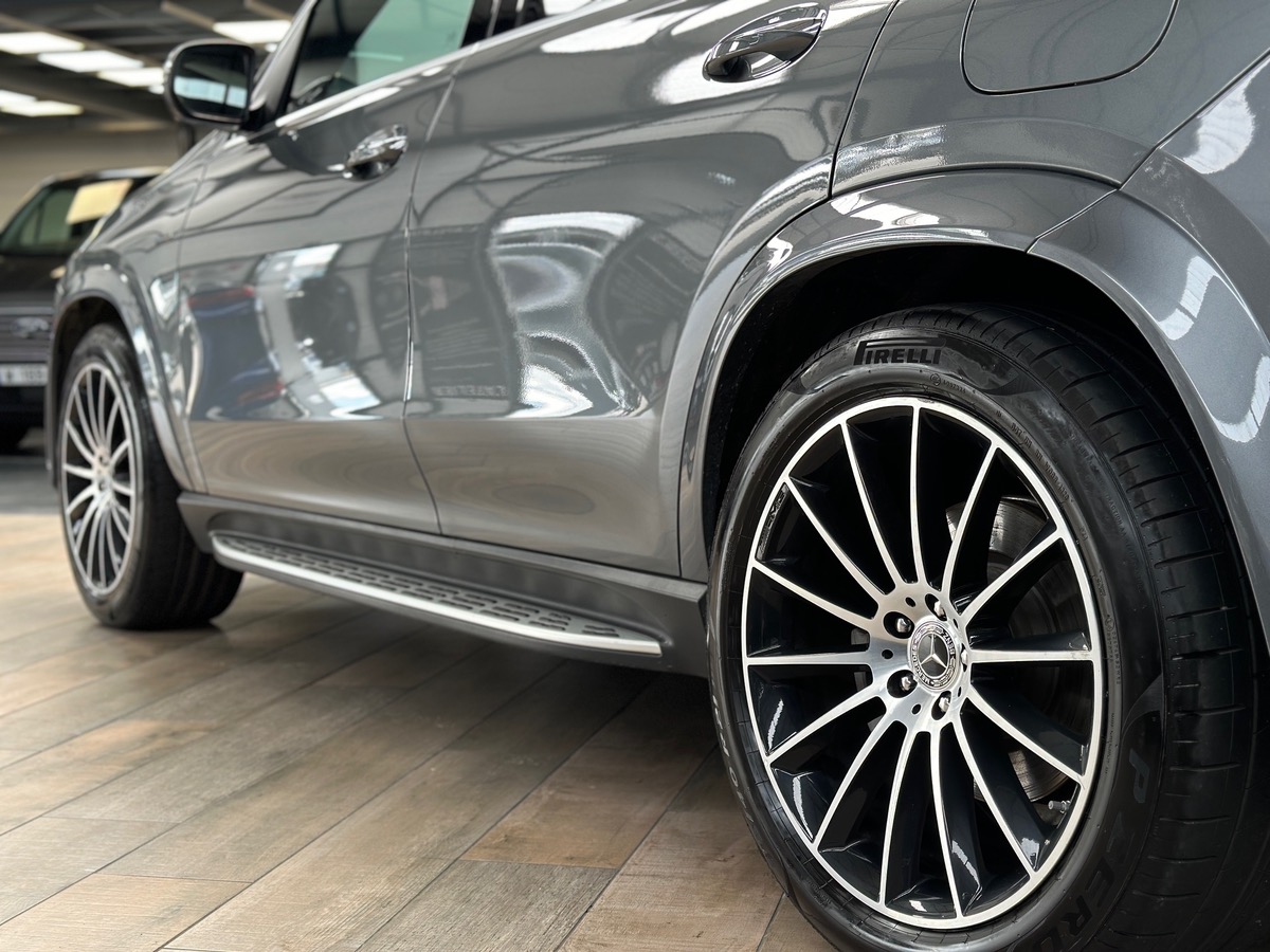 Mercedes-Benz GLE 350 DE AMG LINE 4MATIC 194 + 136ch - Attelage - 1ère Main