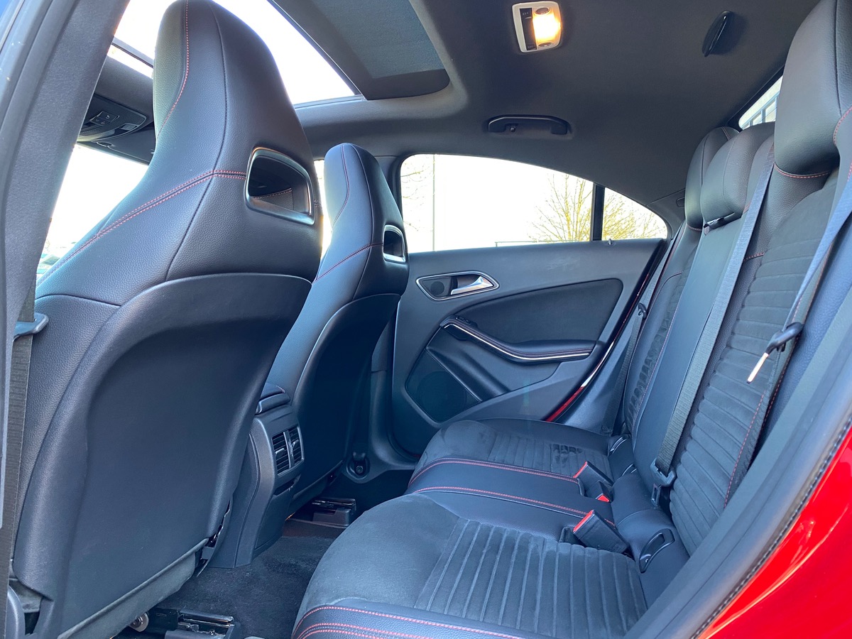 Mercedes-Benz CLA 200 fascination AMG 156ch TO